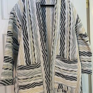 Susan Graver women’s 8 striped open jacket w/ pockets gold accents
